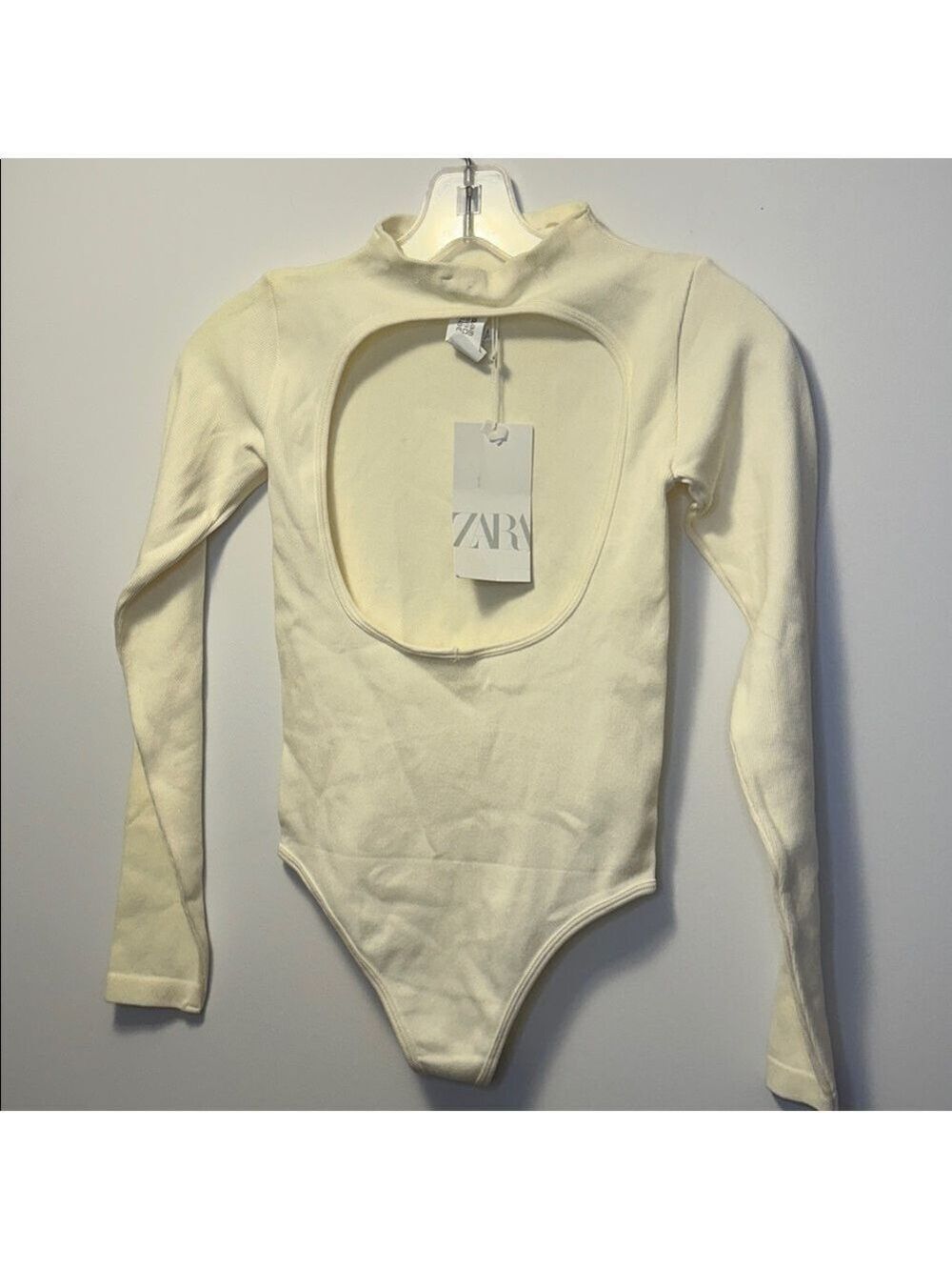 Zara Ribbed Stretchy Open Back Mock Neck Cream Long Sleeve Bodysuit Top - Picture 6 of 9